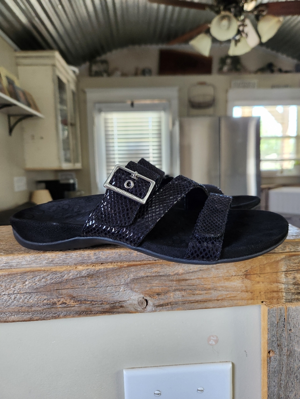 Vionic Skylar  Women's Adjustable Slide Orthotic Sandal Sanitized RTW